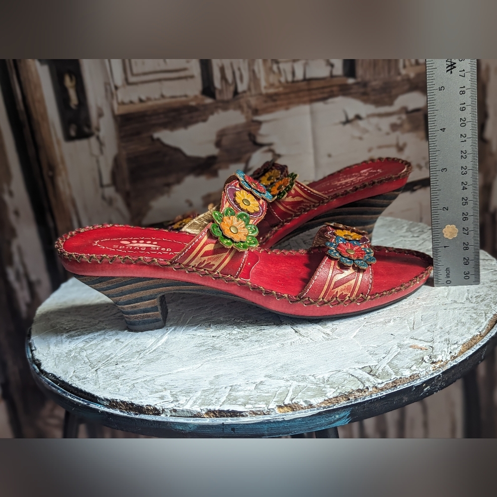 Lartiste Spring Step sandals - Picture 14 of 15